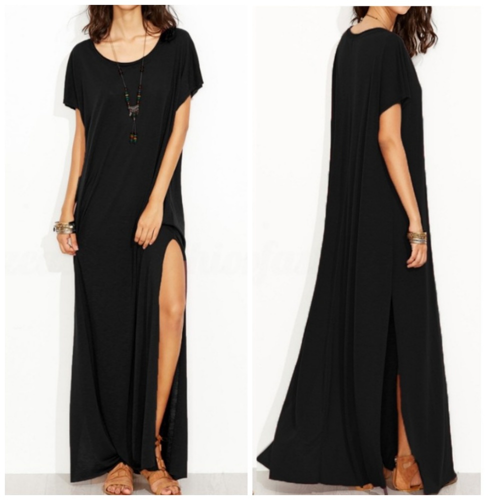 🌟NEW! Essential Side Slit Maxi Dress BLACK